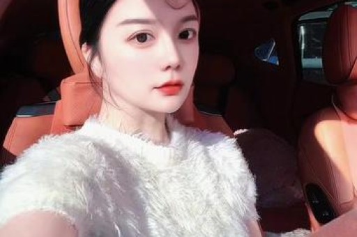 “假洋牌”优思益翻车事件:网红集体致歉背后的品牌包装术与流量陷阱 “假洋牌”优思益翻车事件:网红集体致歉背后的品牌包装术与流量陷阱