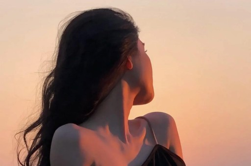 韩国女星上节目7年无人搭讪她心酸自嘲！揭开圈内潜规则